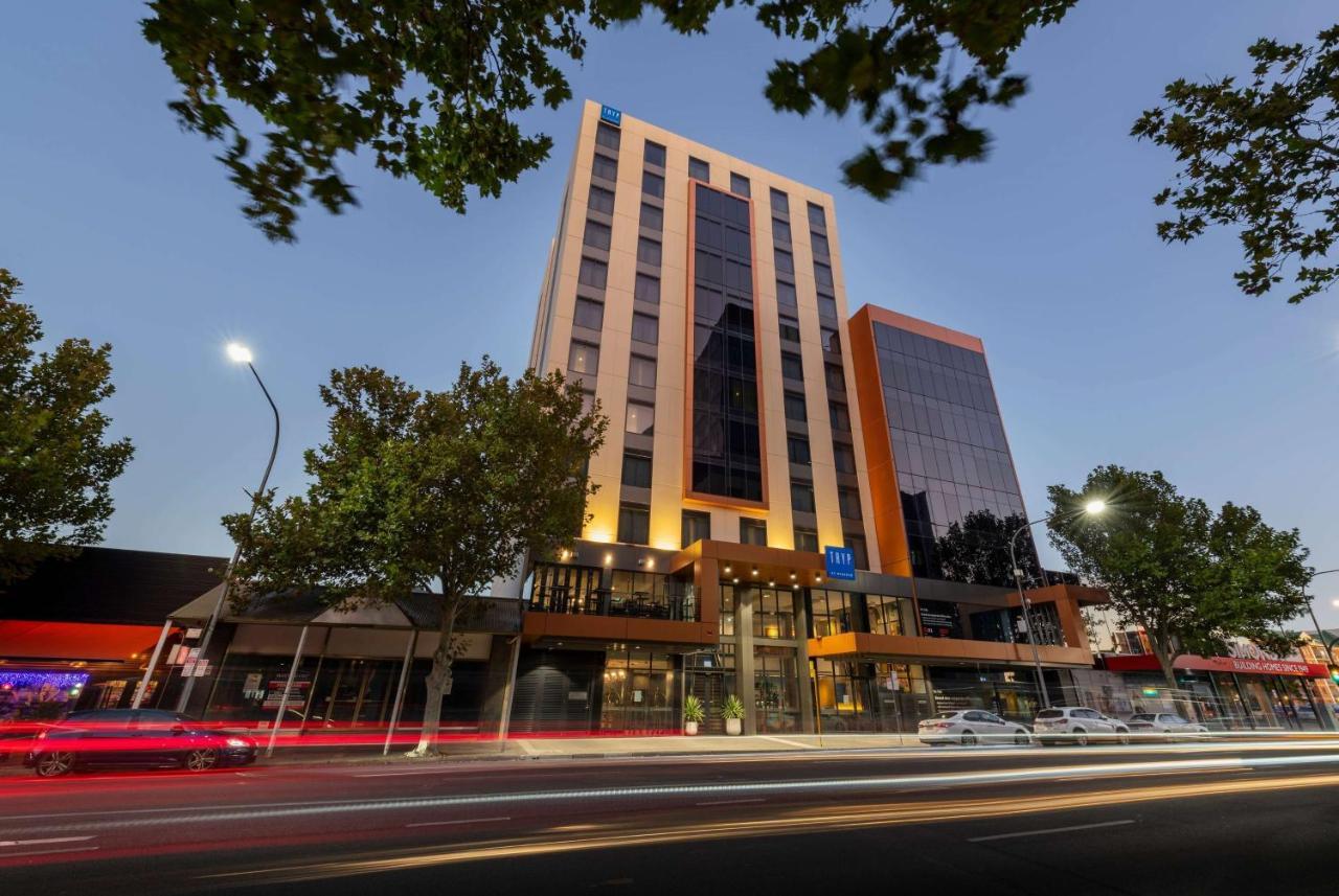 Tryp By Wyndham Pulteney Street Adelaide Hotel Exterior photo